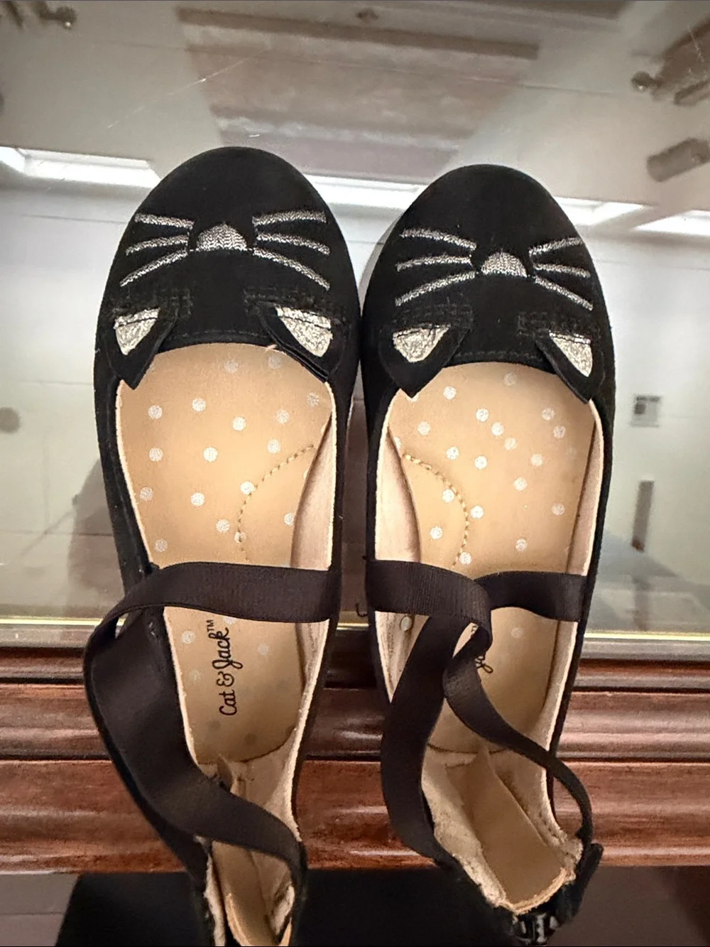 Cat & Jack Black Girl's Cat Face Mary Jane Flats